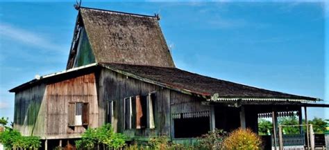 Mengenal Lebih Dekat Rumah Adat Banjar Kalimantan Selatan Indonesia