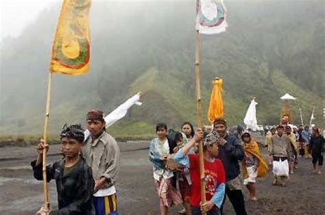 Kepercayaan Dan Tradisi Unik Suku Tengger Di Bromo Bobo