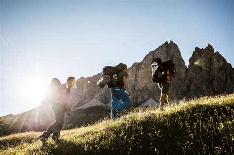 Puez Odle Hiking Getaway Dolomites Hikes Dolomite Mountains