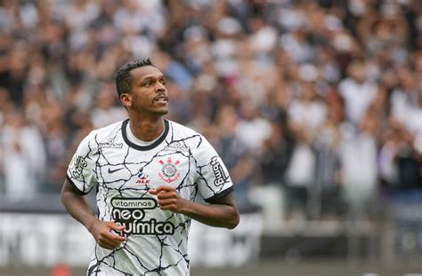 Jô Ex Corinthians Anuncia A Aposentadoria Do Futebol Rcorinthians