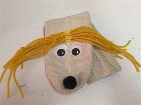 A Simple Diy Sock Puppet Kids Can Make No Sew Project