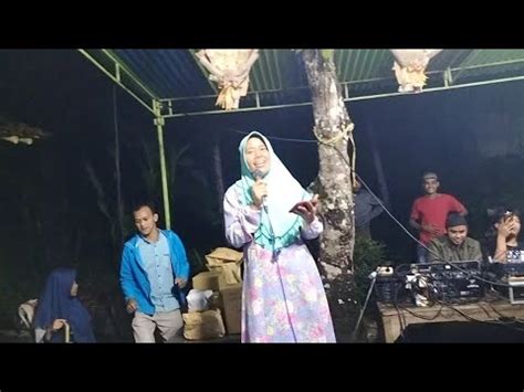 Lomba Karaoke Kampung Sabrang Kulon Lebih Baik Berpisah Cover Siti