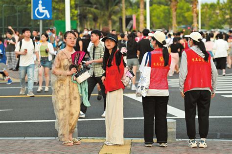 海报深观察丨4天海口旅游收入976亿元 演唱会如何“唱响”旅游经济 新闻中心 南海网