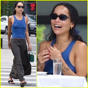 Zoe Kravitz Spotted Meeting Up With A Friend For Lunch In Nyc Zoe