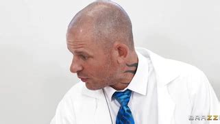 Bella Rolland Gets Her Pussy Fingered By Dr Scott Nails Porn Movies Movs