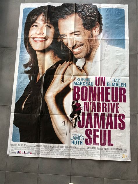 Affiche Du Film Un Bonheur N Arrive Jamais Seul Cm