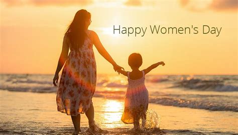 Womens Day Poem In Hindi महिला दिवस पर कविता