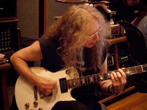 Waddy Wachtel | Wiki & Bio | Everipedia