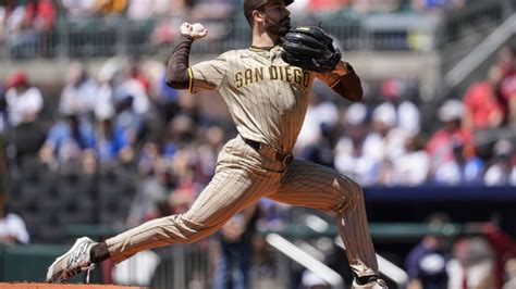 Machado S Run Double In Th Caps Padres Comeback For Win Over