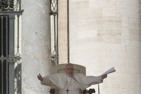 Papa Francesco Operato Al Policlinico Gemelli Di Roma Sta Bene