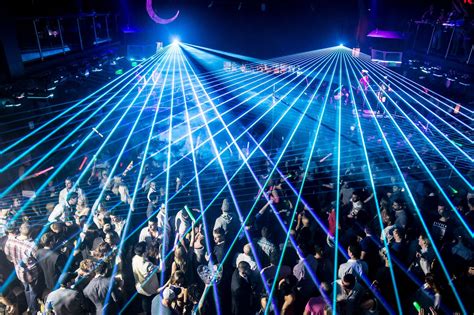 12 Best Downtown Miami Clubs That Prove It’s a Total Party Mecca