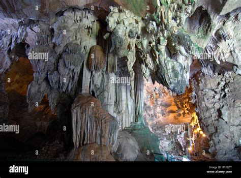 Cave formations in cave Stock Photo - Alamy