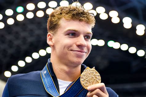 Mondiaux de Natation Léon Marchand champion du monde du 200 m 4 nages