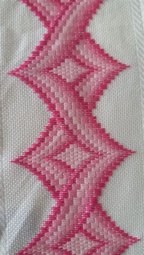 This Pin Was Discovered By Nal Bargello Patterns Hardanger