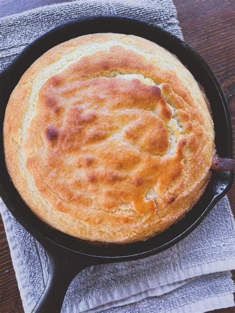 The Best Southern Style Cornbread Recipe The Little Modern Farm