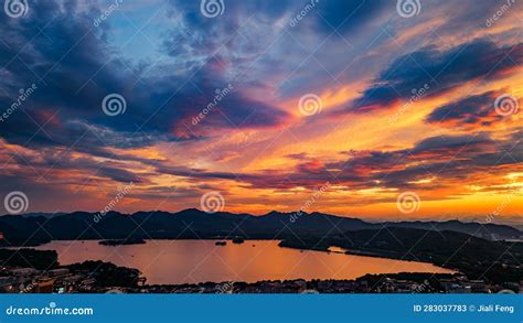 Evening Sunset at West Lake, Hangzhou, China Editorial Stock Photo ...