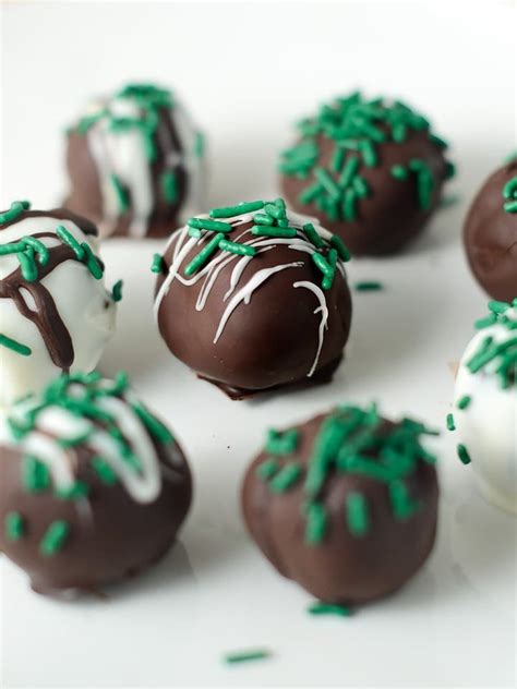 Easy Mint Chocolate Truffles 3 Ingredients Naturallie Plant Based