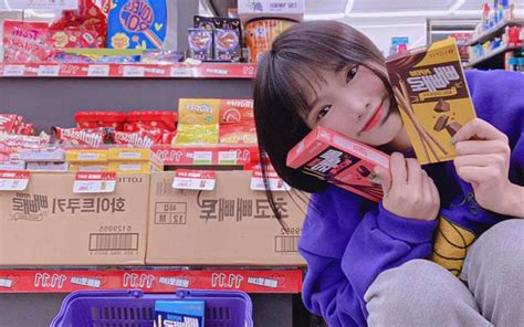 Hot Tiktoker Tri U Followers C N Ng Ti N L I Th O Kem Ph I T B H C I H C T Ng B L A