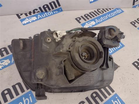 Faro Anteriore Sinistro Mitsubishi L200 | Usato - Used | Autoricambi ...