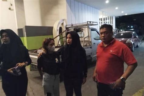 Selebgram Asal Makassar Tertangkap Kasus Prostitusi Online Bersama