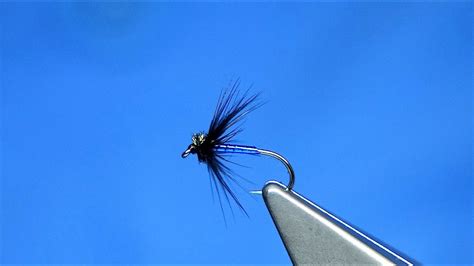 Tying Murray S Bluebottle Variant With Davie Mcphail Youtube