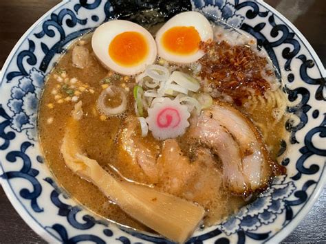 『超濃厚煮玉子らー麺990円』東京駅 斑鳩のレビュー ラーメンデータベース