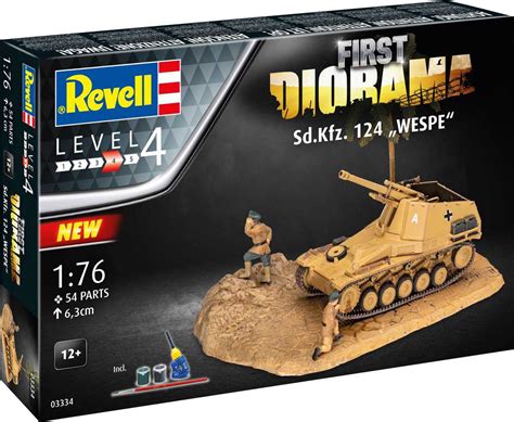 Revell Gift Set Diorama 03334 Sd Kfz 124 Wespe 1 76