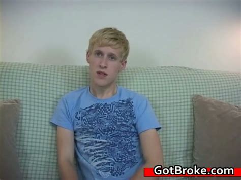 Blond Aiden Masturbating Gay Porn BoyFriendTV