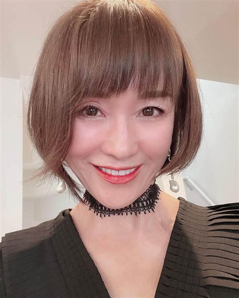 Micaco（ミカコ）さんのインスタグラム写真 Micaco（ミカコ）instagram 「【腰の痛みをなんとかしたい😱】 先日、久しぶりにギックリ腰になってしまった😵 軽いギックリ腰