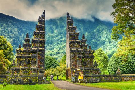 Rumah Adat Bali Jineng Dulu Lumbung Padi Kini Jadi Bangunan Modern