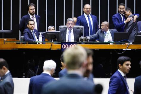 Deputados Cobram Em Plen Rio Financiamento De Piso Nacional De Enfermagem