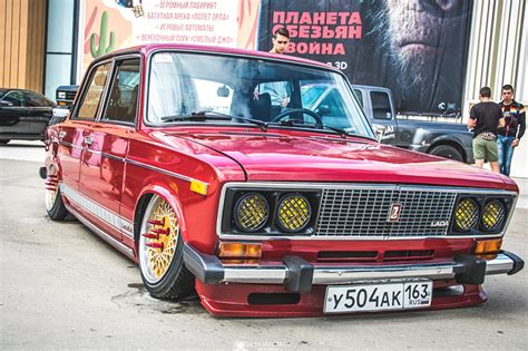 Vaz 2106 Russian Car Lada Ussr Autoprom Diecast Model 122 Scale Light
