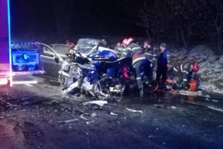 Accident GRAV pe DN2 Două persoane au MURIT iar altele două sunt GRAV