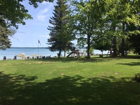 Elk Rapids Vacation Rentals Cottage And Cabin Rentals Airbnb