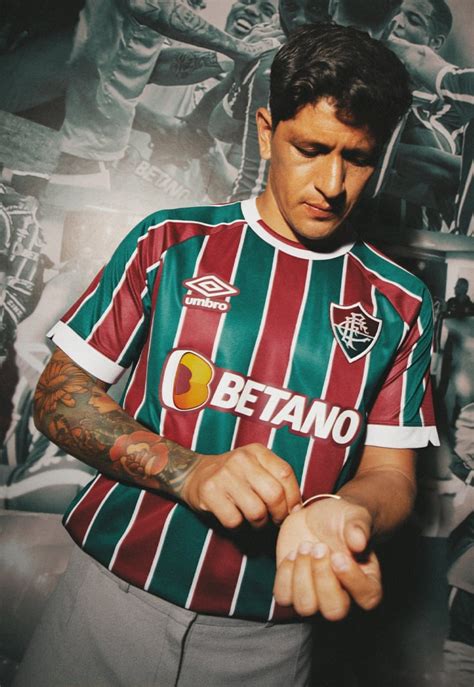 Umbro Reveal 23/24 Fluminense Home Shirt - SoccerBible