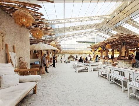 4 Kafe Tema Pantai Di Jakarta Dan Tangerang Berasa Lagi Di Bali