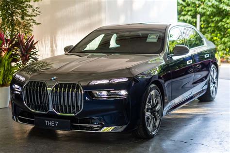 All New Bmw Series Makes Its Debut In Singapore Online Car