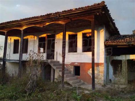 House for sale near Gorna Oryahovitsa, Bulgaria.