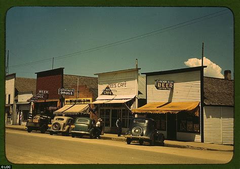 Main Street In The 40s Rare Colour Photographs Capture The Cafes