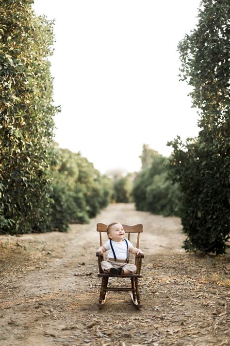 Pin By Amy Xiques On One Year Old Shoot Outdoor Baby Photos 1st
