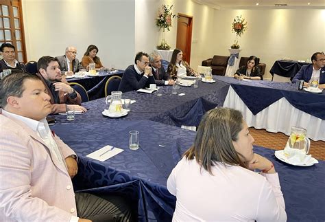 Asambleístas electos del movimiento Construye lanzan diez preguntas