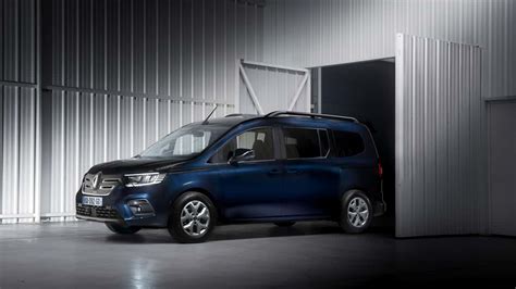 La Renault Grand Kangoo Debuta Con Un Sinf N De Configuraciones