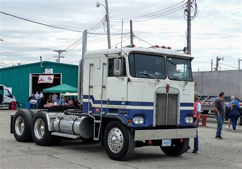 Kenworth COE Semi Tractor Taken At The ATHS Ohio Vintage Flickr