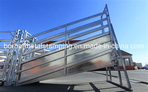 Galvanized Steel Cattle Loading Ramps Mobile Cattle Handling Facilities