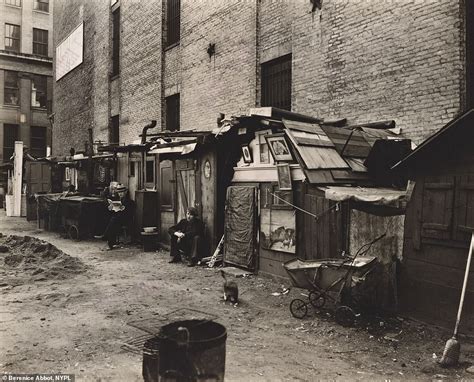 Shocking Photos Of Nyc S Hooverville Homeless Encampments In Central