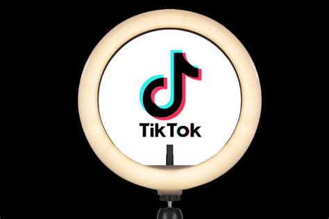 Best LED Lights for TikTok in 2024 for Content Creators