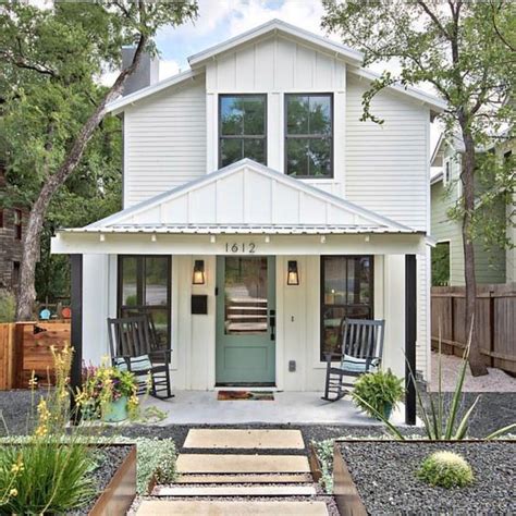 15 Best White Home Exterior Ideas to Up Your Curb Appeal