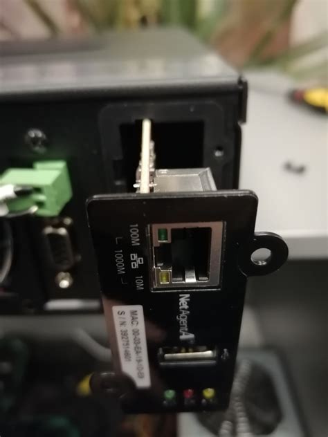 Установка адаптера SNMP Powercom DA807 в ИБП Powercom MACAN MRT-3000SE ...