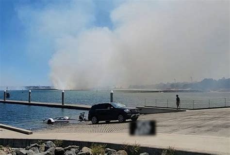 Qantas Plane Engine Failure Sparks Fire At Sydney Airport Astro Awani