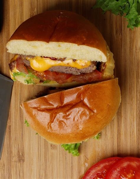 Cheese Stuffed Burger - Come Grill With Me